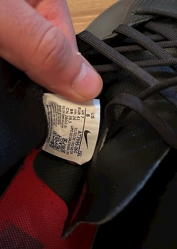 41 Beden siyah Renk Siyah Nike Erkek Halı Saha Ayakkabısı krampon