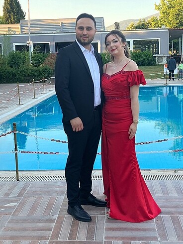 Kırmızı abiye