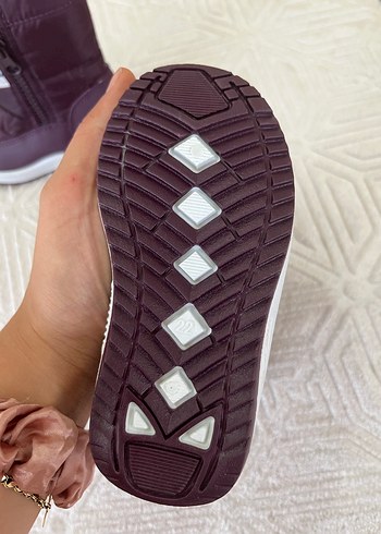 Bordo Kız Çocuk Yılan Desenli Kürklü Bot - Görsel 3