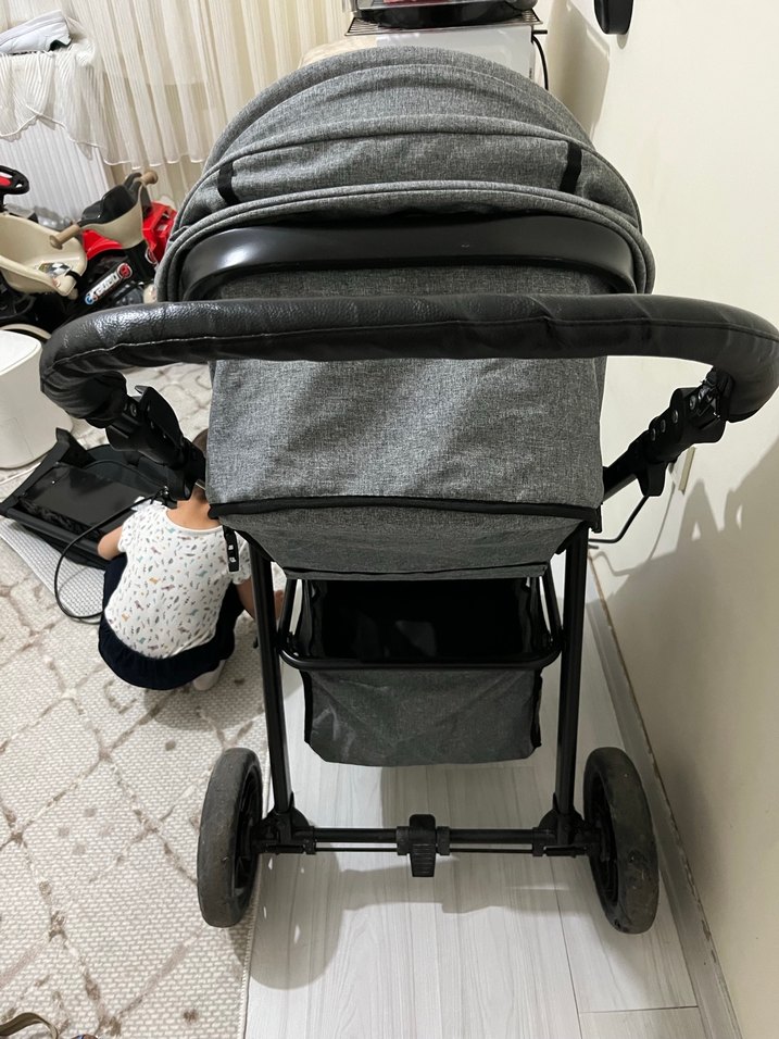 Gri Bebek Arabası - Görsel 2