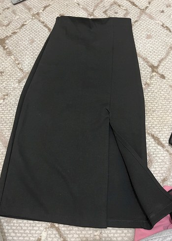 Siyah Kadın Uzun Dar Etek Yırtmaçlı - Görsel 2