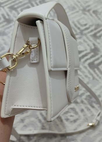 Jacquemus Beyaz Deri Buckle Detaylı Kadın Çanta orjinal