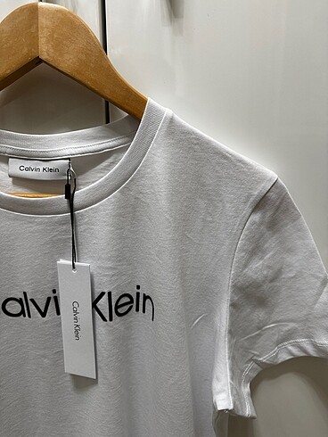 Calvin Klein Calvin Klein