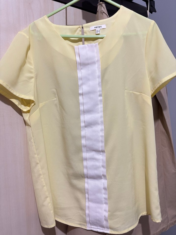 Koton Pastel Sarı Kısa Kollu Pilili Kadın Bluz - Görsel 2