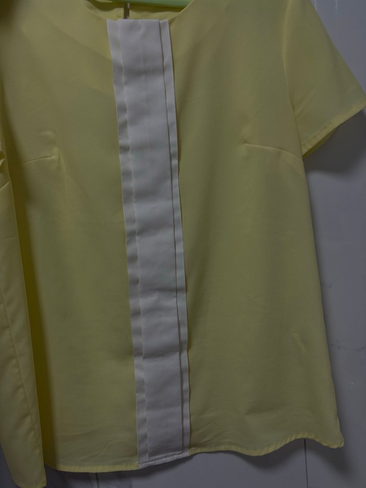 Koton Pastel Sarı Kısa Kollu Pilili Kadın Bluz - Görsel 5