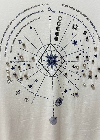 Bohem Desenli Beyaz Kadın Tişört - Görsel 3