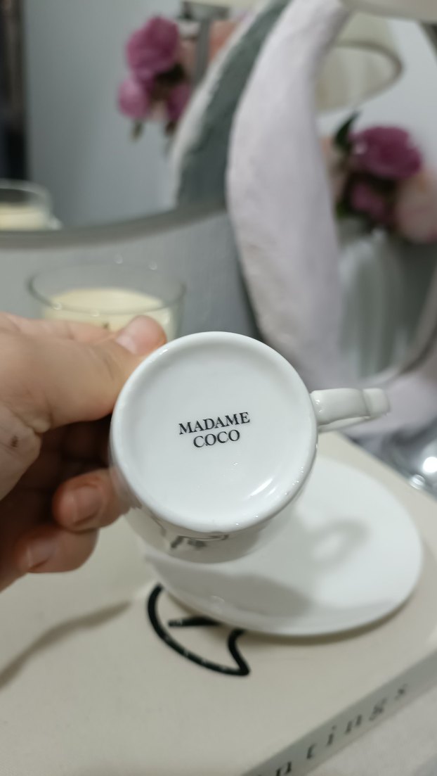 Beyaz Porselen Fincan ve Tabak Seti - Görsel 2