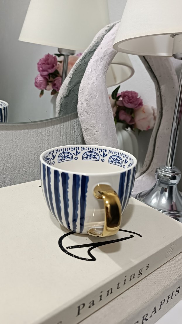 Lacivert Çizgili Altın Saplı Fincan - Görsel 3