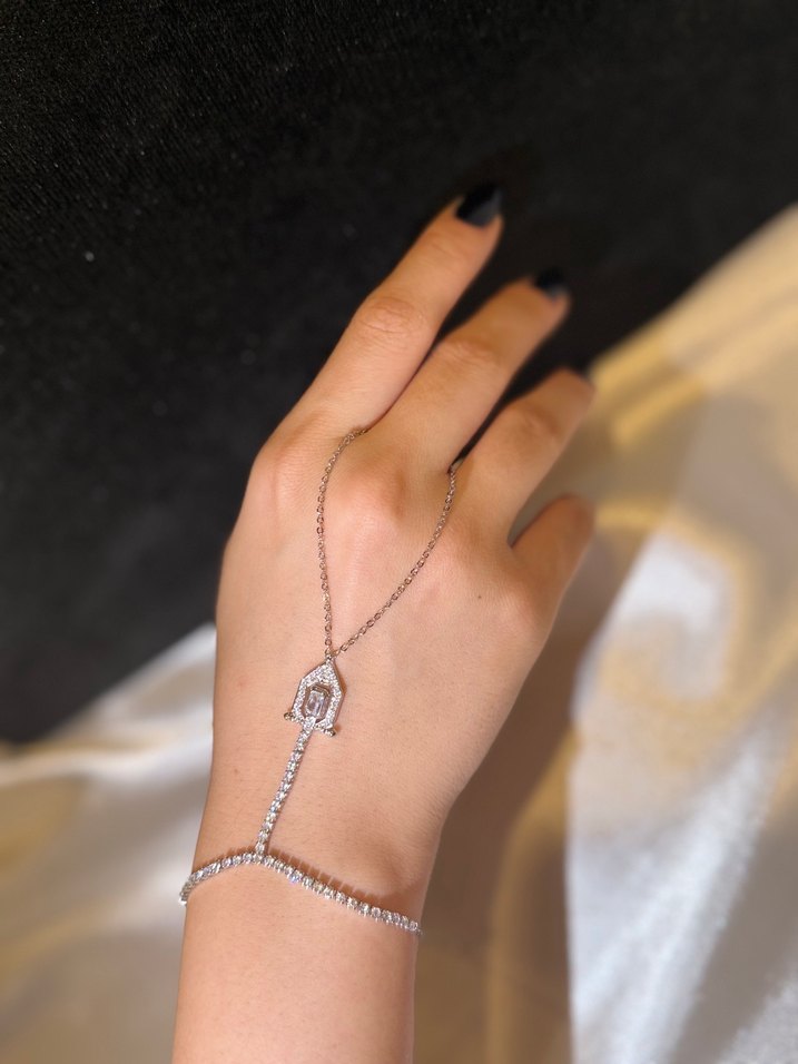 Zarif Taş Detaylı  Silver Renkli Şahmeran - Görsel 3