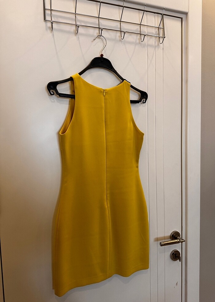 Ayhan sarı ve siyan elbise - Görsel 2