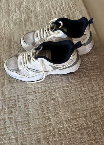 Kadın Beyaz Spor Ayakkabı Kappa 37 - Görsel 5