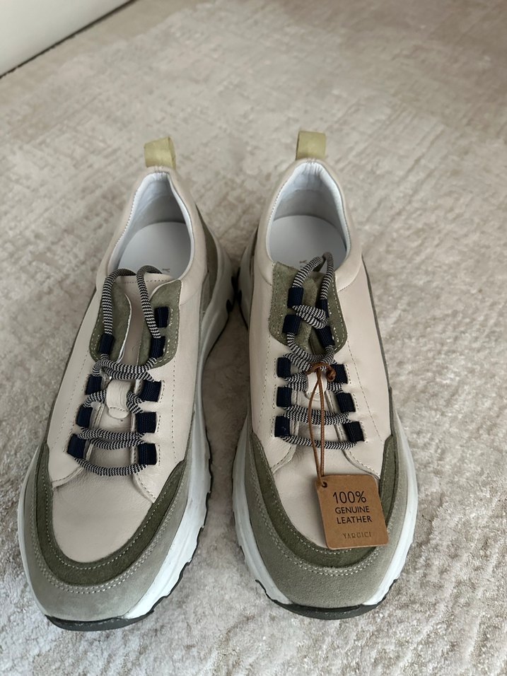 Beyaz Gri Süet Kadın Spor Ayakkabı - Görsel 3