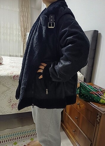 Diğer Kürklü mont
