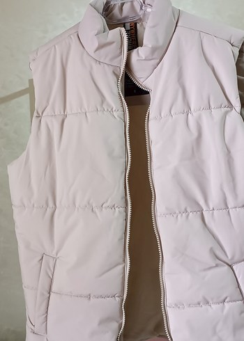 Beyaz Yüksek Yakalı Fermuarlı Kadın Yelek - Görsel 2