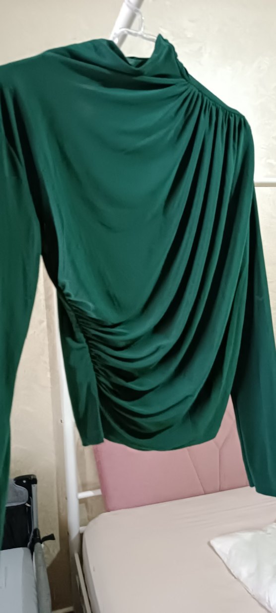 Yeşil Drapeli Uzun Kollu Kadın Bluz - Görsel 2