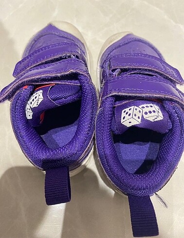 21 Beden mor Renk Nike ayakkabı