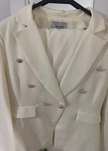 Düğmeli Beyaz Kadın Blazer Ceket - Görsel 2