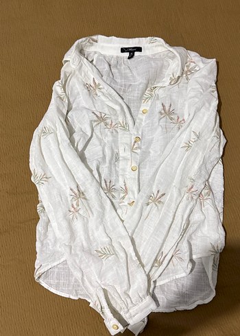 Mavi Jeans Nakışlı Beyaz Keten Kadın Gömlek