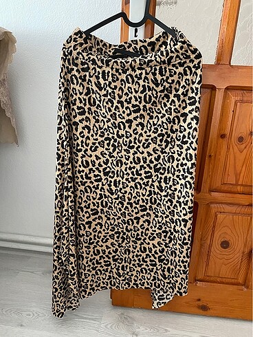 Leopar desenli etek