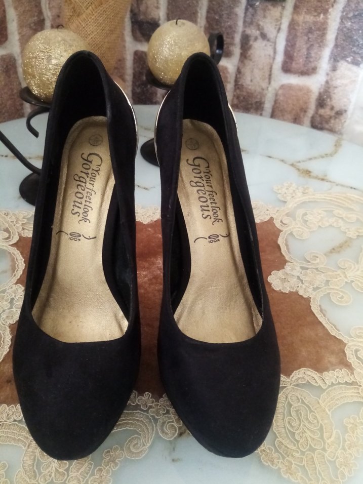 Siyah Gold Desenli Süet Stiletto Topuklu Ayakkabı - Görsel 3