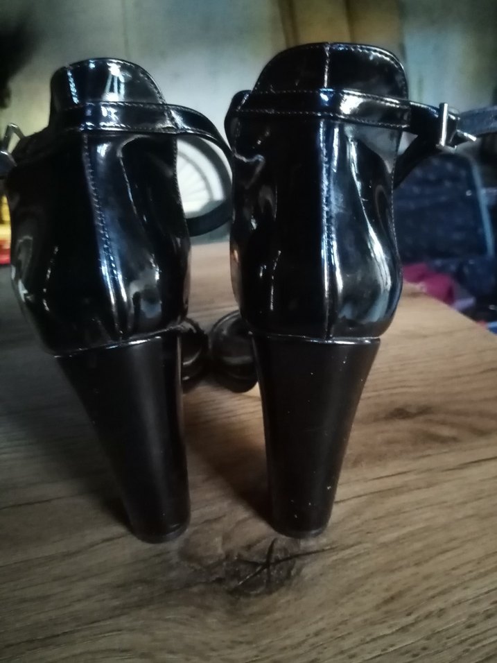 Siyah Rugan Tokalı kalın Topuklu Kadın Ayakkabı - Görsel 3