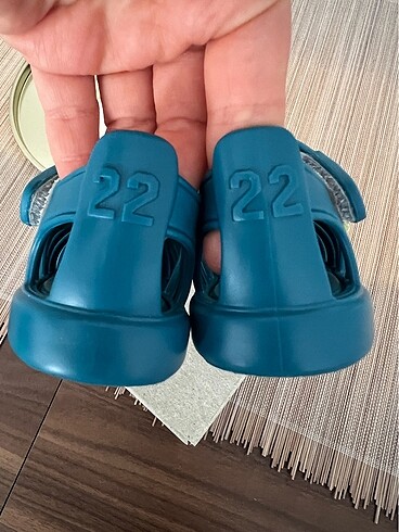 22 Beden mavi Renk Igor 22 numara