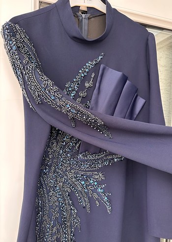 Lacivert Nakışlı Uzun Kollu Uzun Elbise - Görsel 3