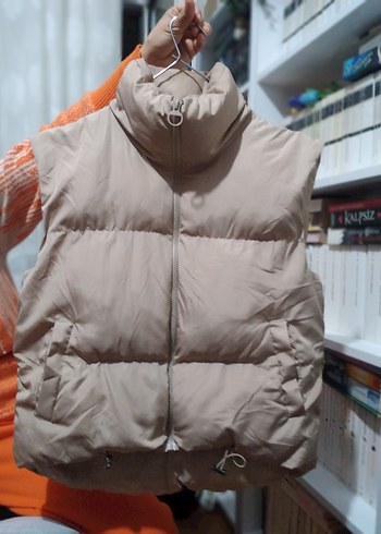 Bej Yüksek Yakalı Kadın Şişme Yelek - Görsel 4