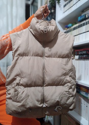 Bej Yüksek Yakalı Kadın Şişme Yelek - Görsel 2