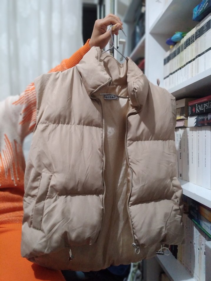 Bej Yüksek Yakalı Kadın Şişme Yelek - Görsel 5