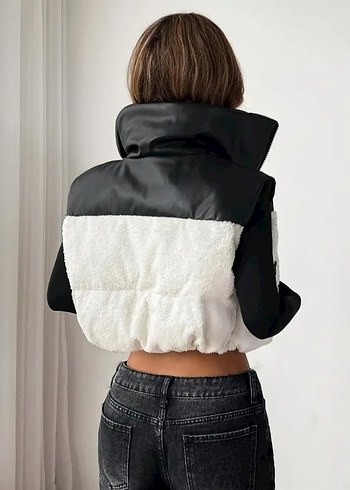 Sokak Stili Mini Kürklü Fermuarlı Yelek - Görsel 2