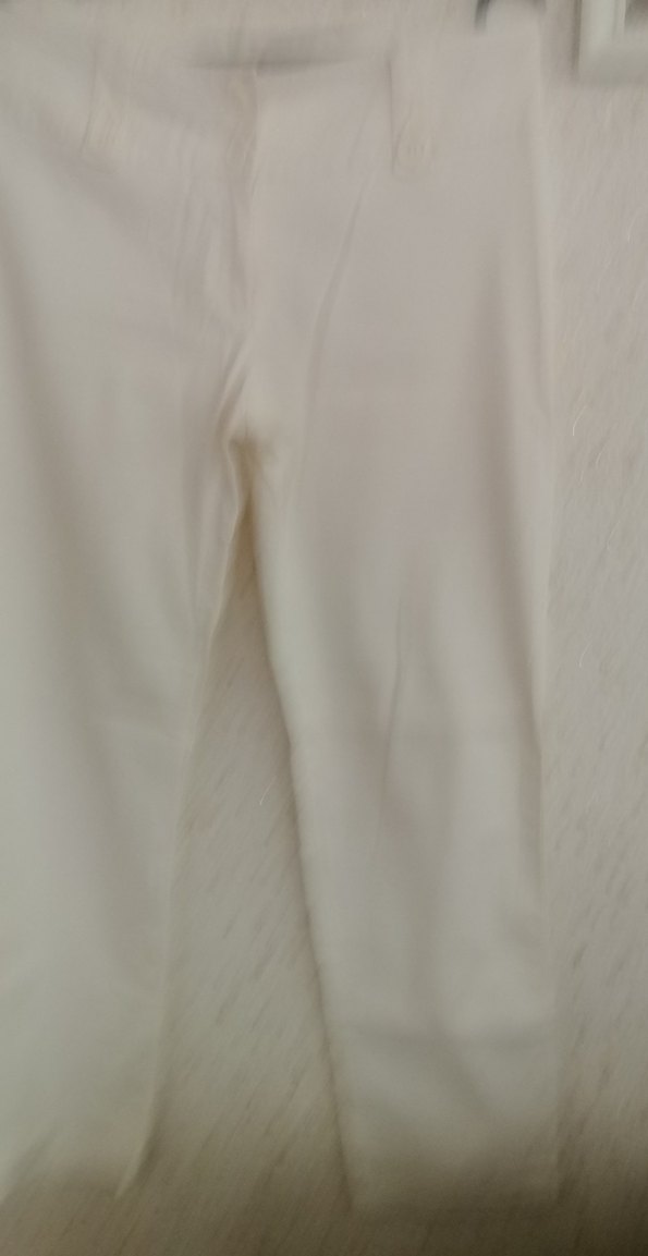 Düğmeli Beyaz Midi Kadın Kumaş Pantolon - Görsel 4