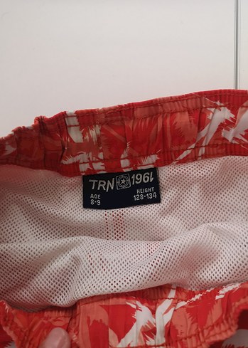 Erkek Kırmızı Mini Batik Desenli Deniz Şortu - Görsel 3