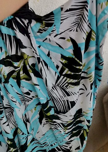 V Yaka Desenli Turkuaz Uzun Elbise - Görsel 5