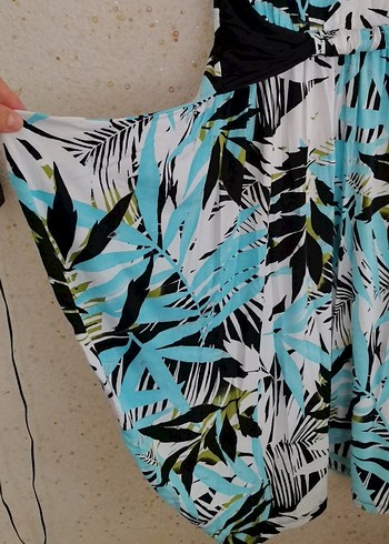 V Yaka Desenli Turkuaz Uzun Elbise - Görsel 4