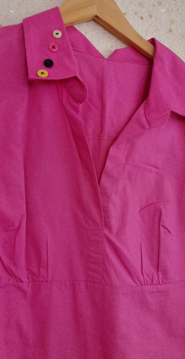 Düğmeli V Yakalı Pembe Keten Kadın Gömlek - Görsel 5