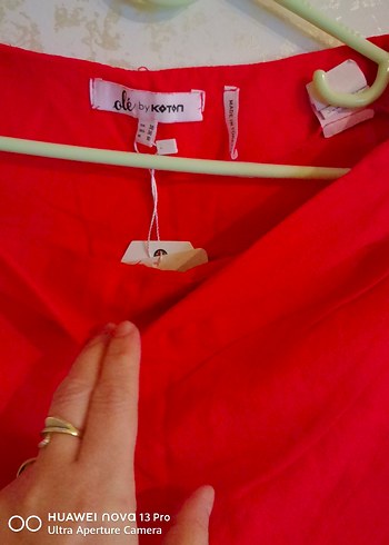 Düğmeli Kırmızı Keten Mini Kadın Şort - Görsel 3