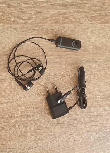 2 adet Samsung HS3000 bluetooth kulaklık 