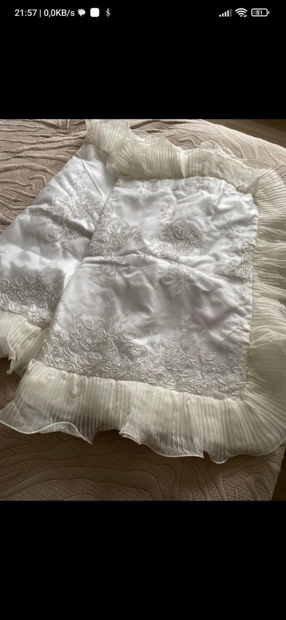 İşlemeli Parlak Beyaz Yatak Örtüsü - Görsel 5