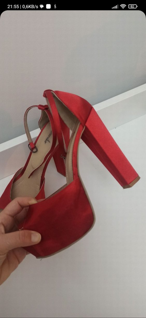 Kırmızı Parlak Platform Topuklu Kadın Ayakkabı - Görsel 3