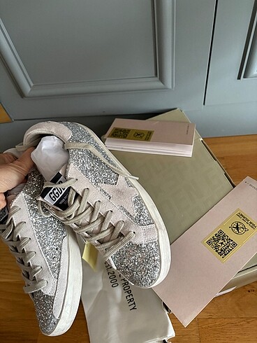 37 Beden gri Renk Golden goose
