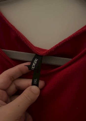 Kırmızı kazak - Görsel 2