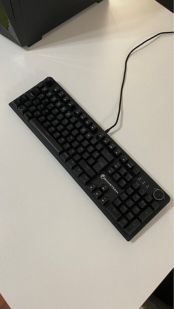 gametech red switch mekanik klavye