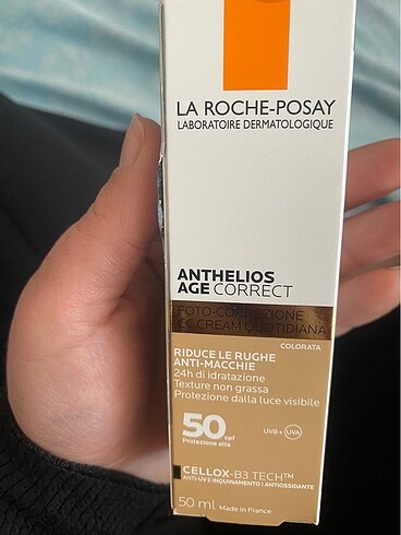 La Roche posay anthelios age correct renkli güneş kremi