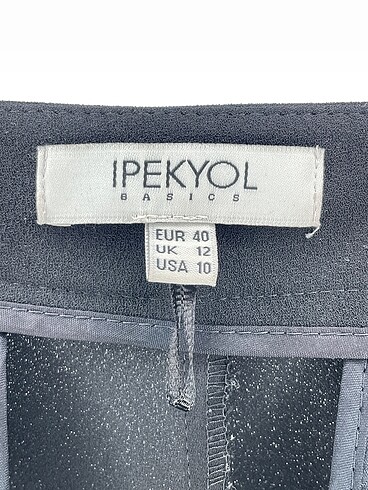 40 Beden siyah Renk ipekyol Düz Kesim %70 İndirimli.