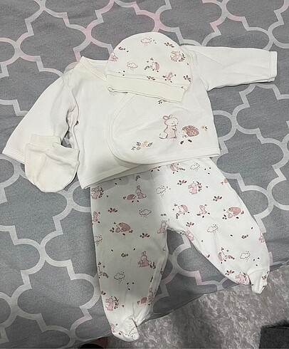 0 3 ay bebek takımları