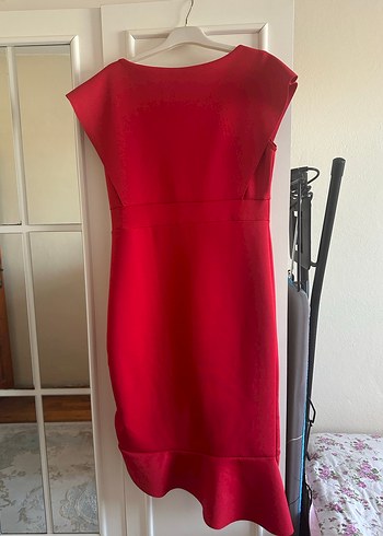 Kırmızı V Yaka Fırfırlı Mini Kalem Elbise - Görsel 6