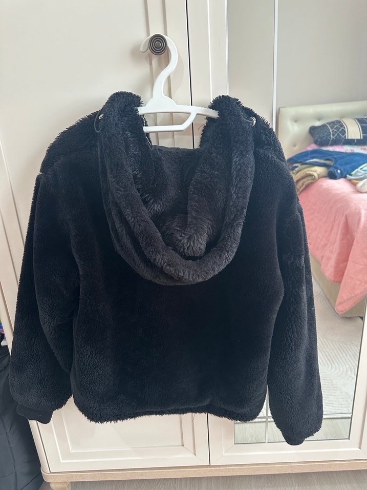 Siyah Kadın Midi Boy Kürk Detaylı Mont - Görsel 4