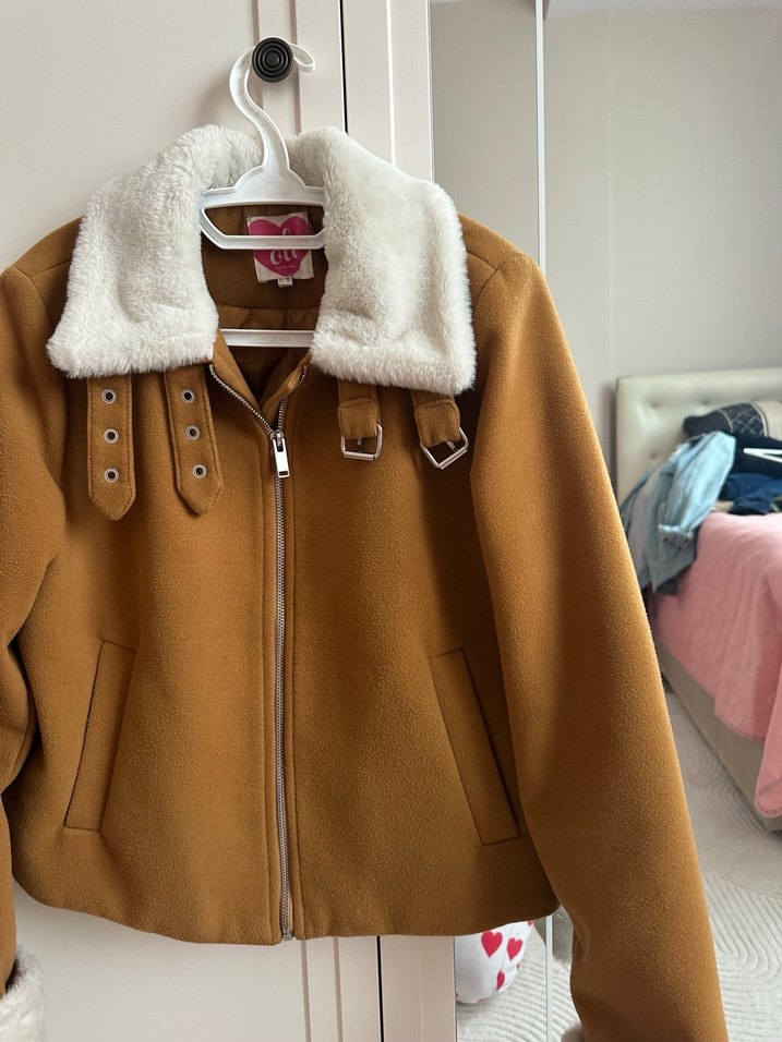 Kürklü Bej Kadın Kışlık Ceket - Görsel 2