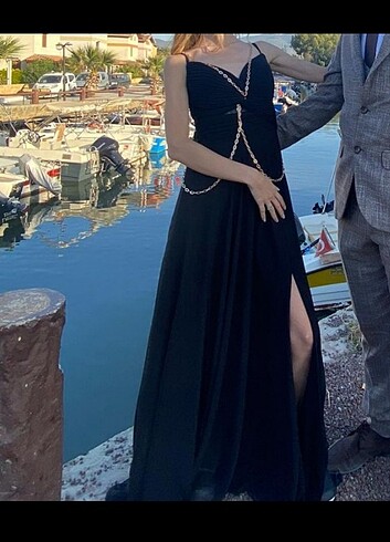Trendyol & Milla Siyah uzun abiye elbisesi